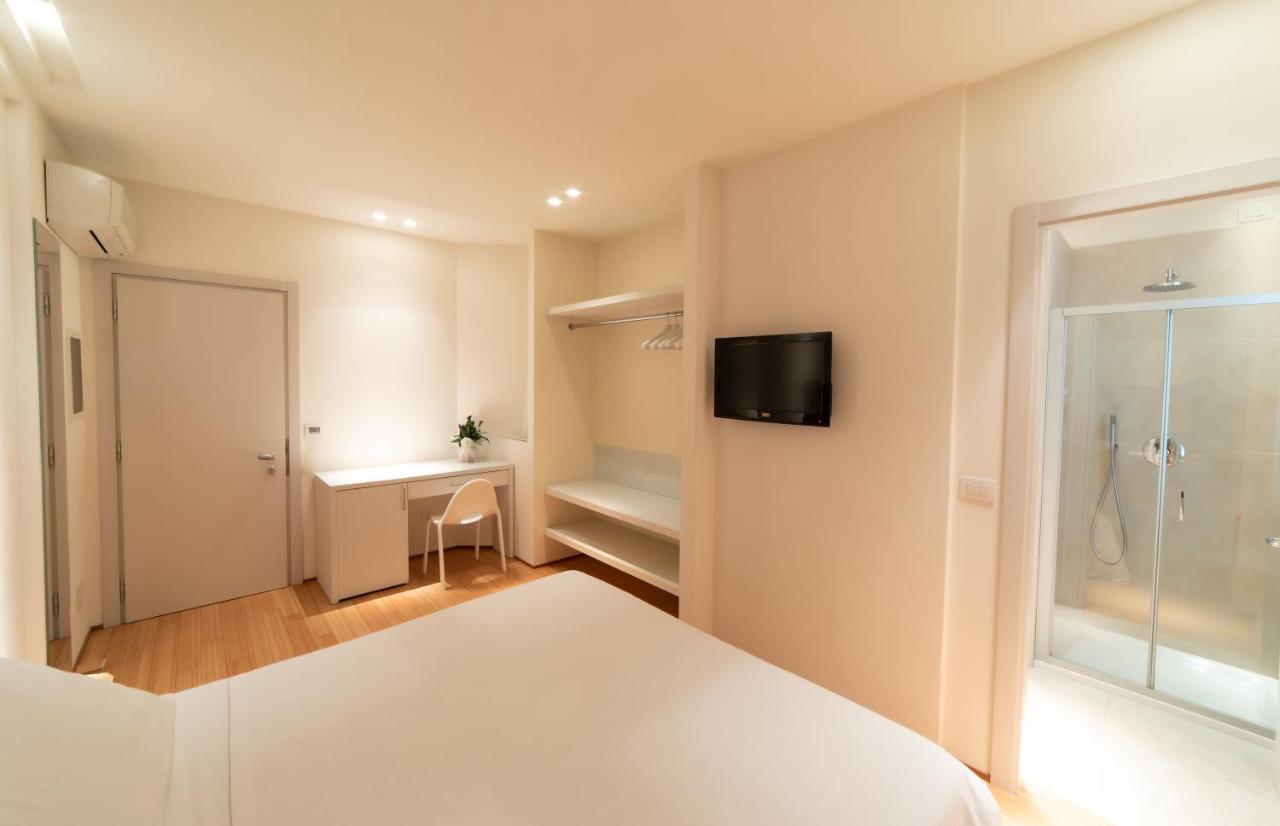Hotel Country House La Radice Civitanova Marche Exterior photo