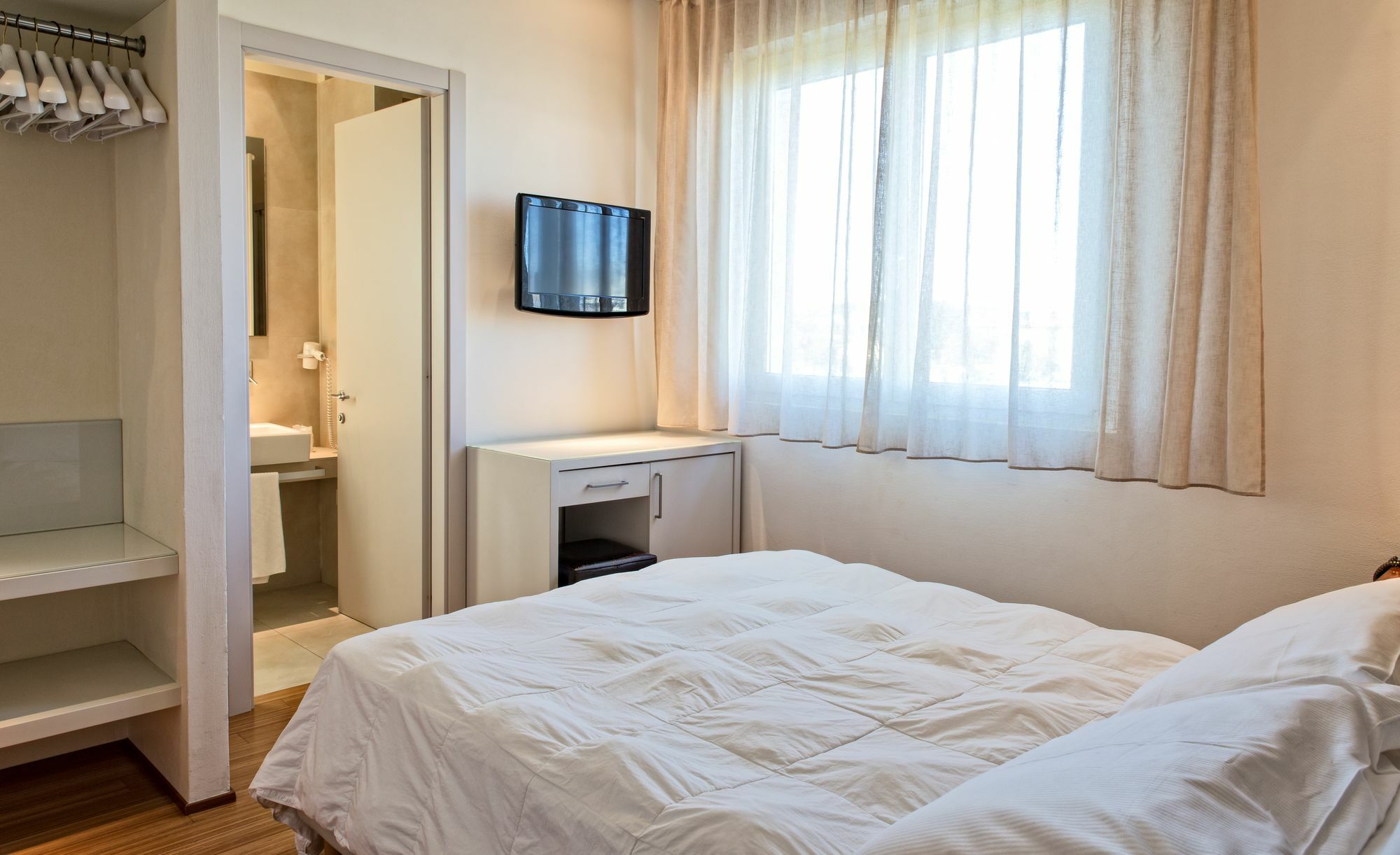 Hotel Country House La Radice Civitanova Marche Exterior photo